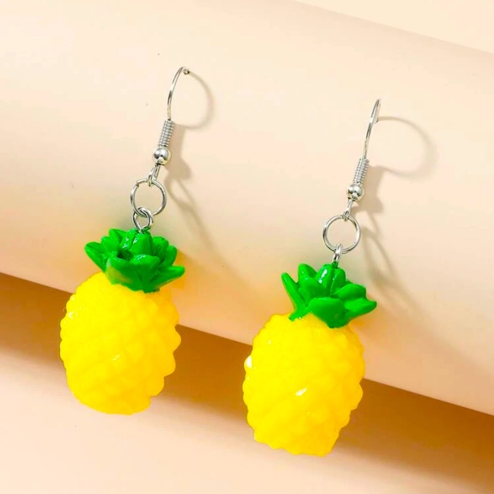 *FREE W/PURCHASE! Pineapple Tropical Hawaiian Fruit Drop Earrings - Picture 2 of 5